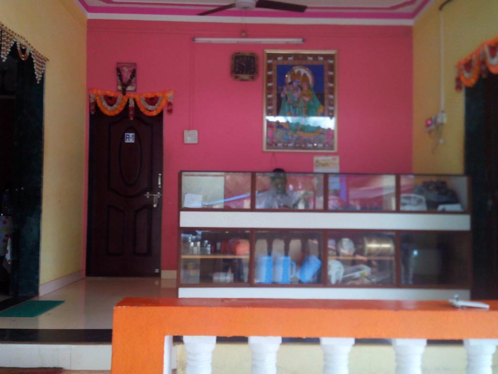 Yash Garden Residency Hotel Ганпатипуле Екстериор снимка